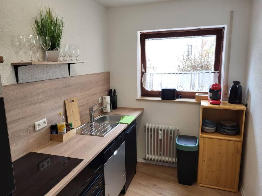 Schoenes Ruhiges Appartement Крайлсхайм Екстериор снимка